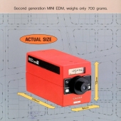SK 1984-RED-MINI2-a